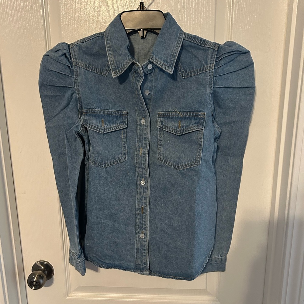 Women’s jean shirt
